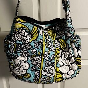 Vera Bradley crossbody bag in Island Blooms!